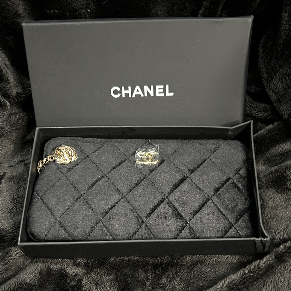 GWP/NOVELTY COSMETIC POUCH